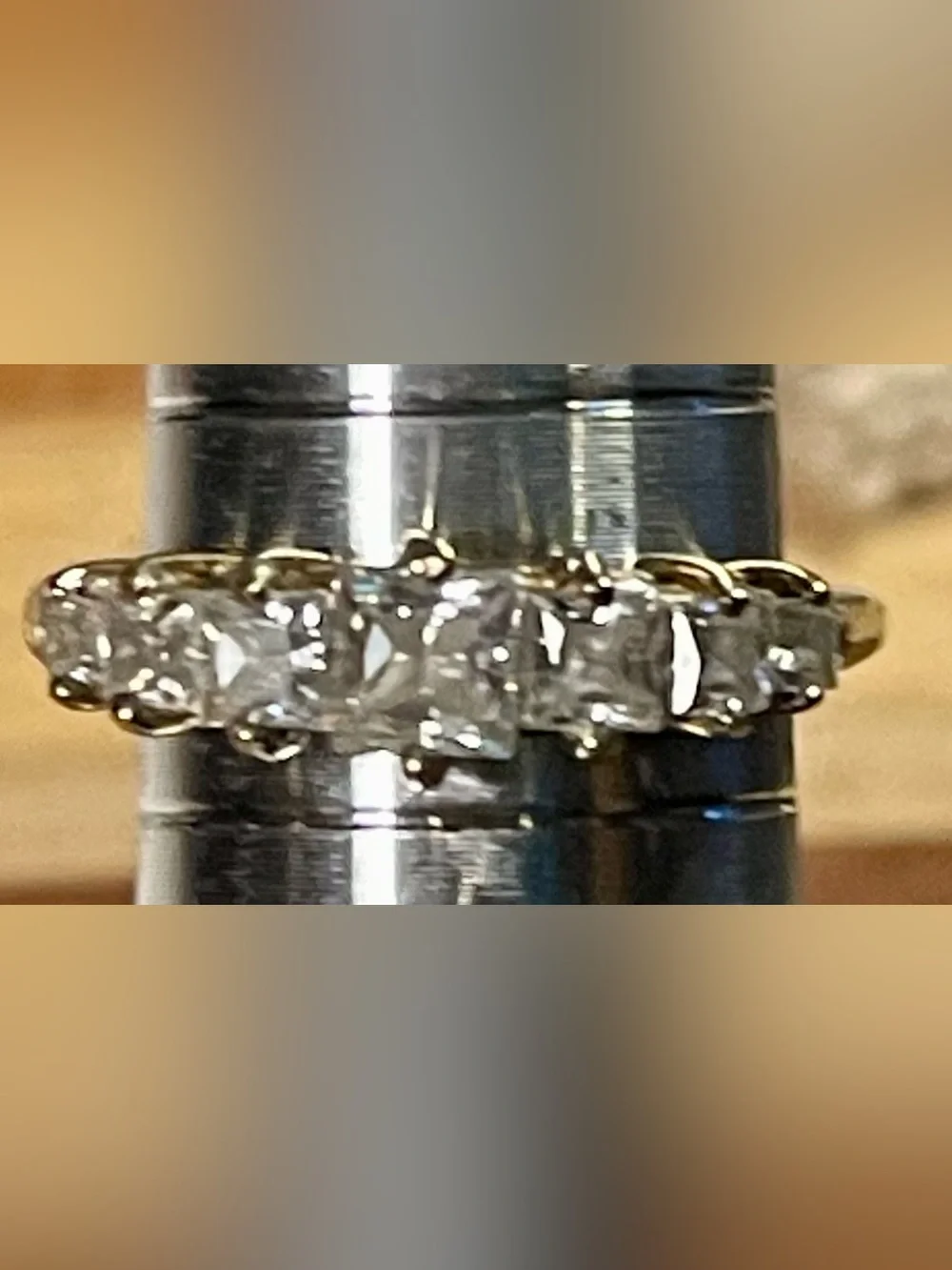 Stamped 10KT Yellow Gold and  7 stone CZ Princess cut ring. Size 7 stunning - Picture 11 of 16
